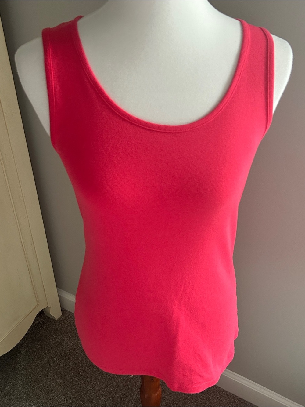 Jones New York Coral Scoop Neck Tank Top